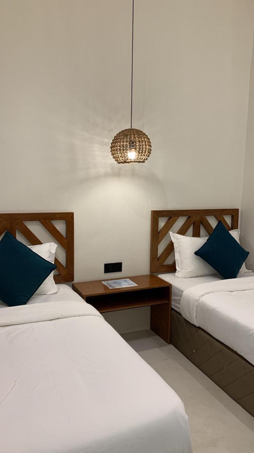 Bahandi Hotel 卢纳将军城 外观 照片